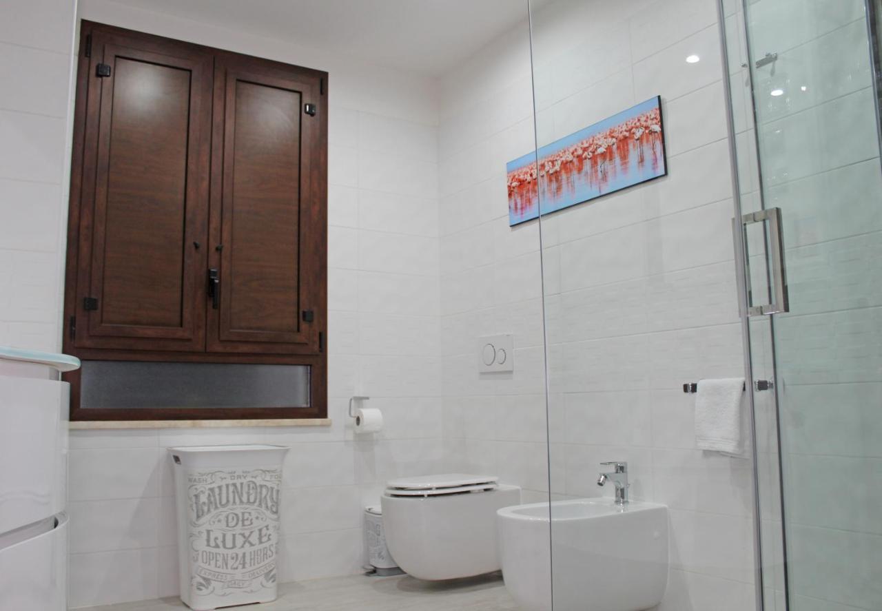 Flamingo Luxury Apartment Ajpsardinia Кальяри Экстерьер фото