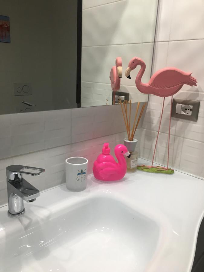 Flamingo Luxury Apartment Ajpsardinia Кальяри Экстерьер фото